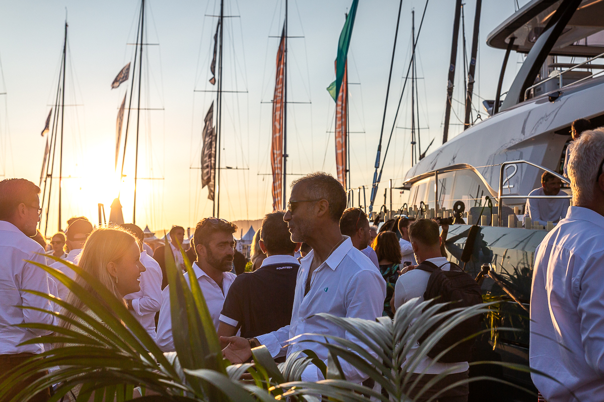 Cannes dealers